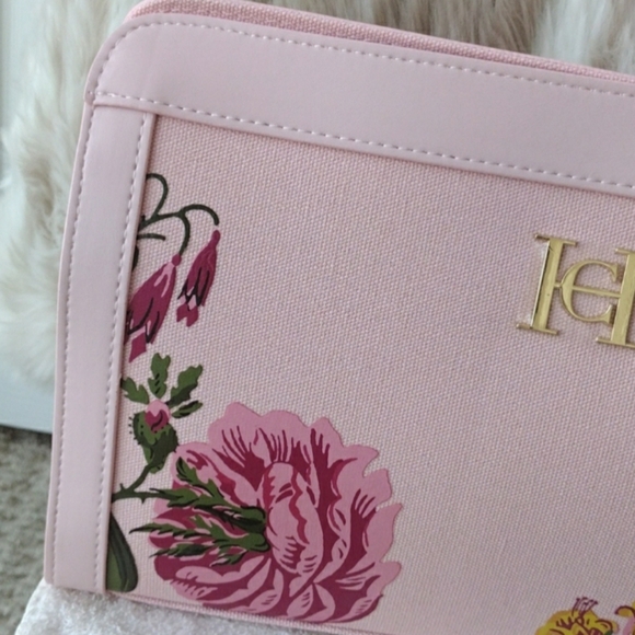 Carolina Herrera Pink Floral Clutch Bag - Picture 6 of 16